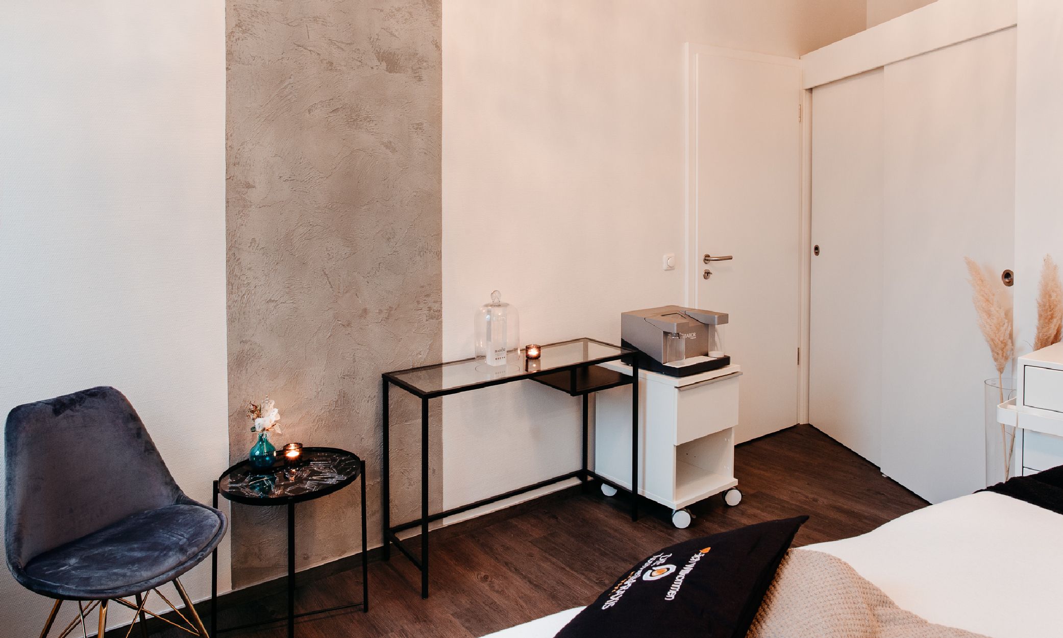 Slider Behandlungsraum Stuhl